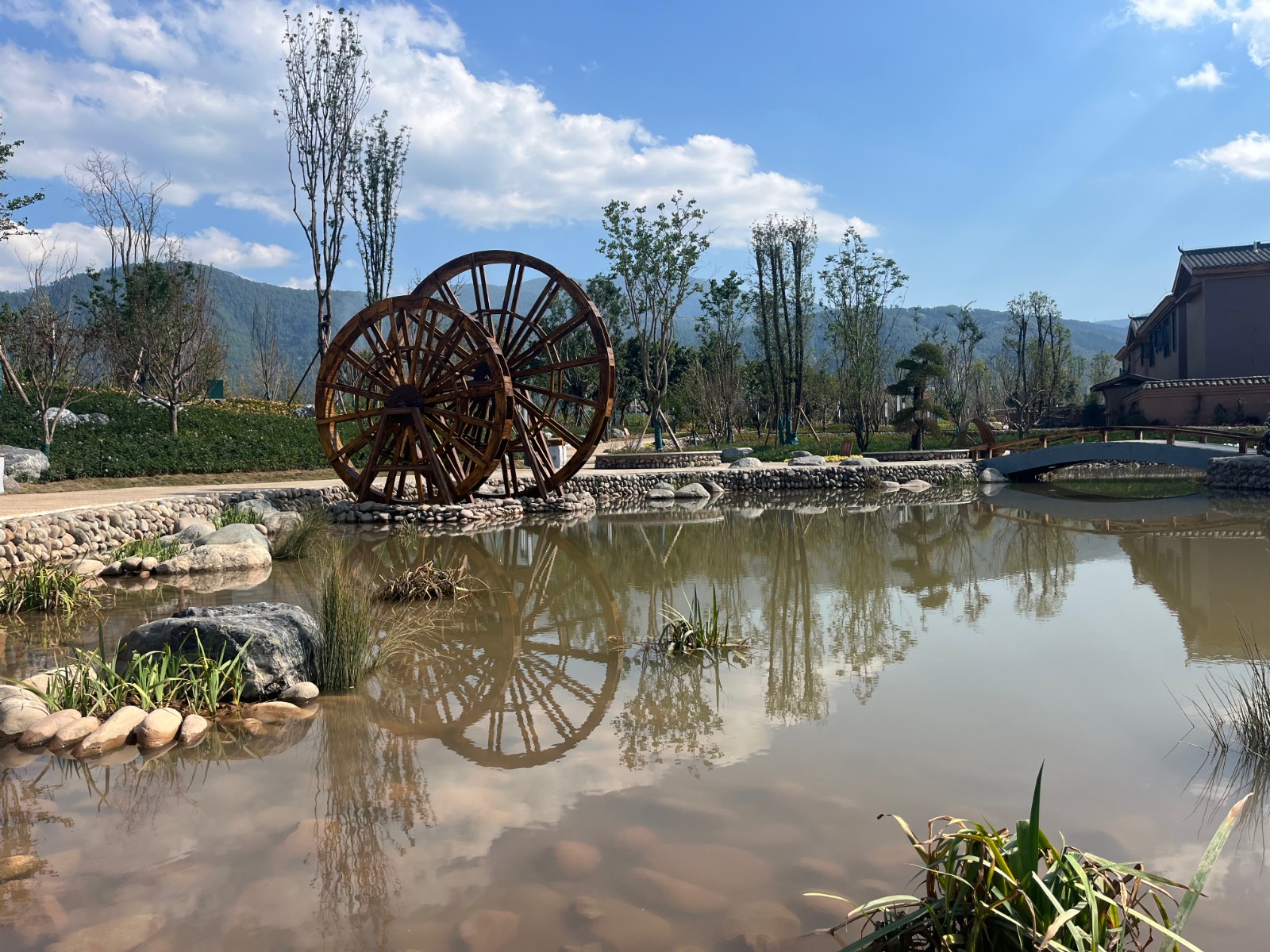 金沙bjs线路检测中心园林绿化维护